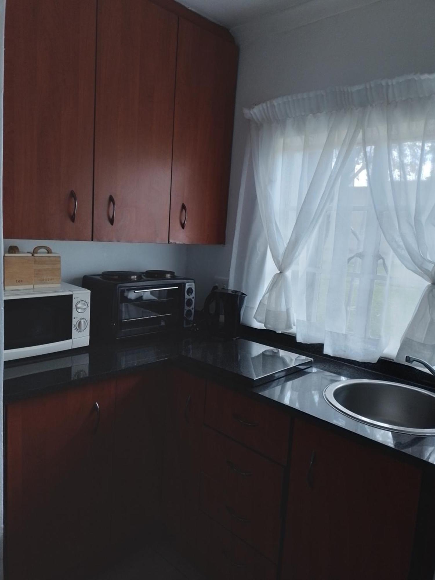 Anna Boeremeisie Guesthouse ベノニ エクステリア 写真