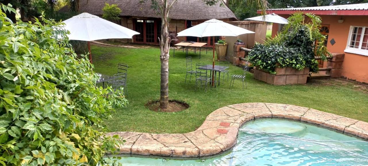 Anna Boeremeisie Guesthouse ベノニ エクステリア 写真